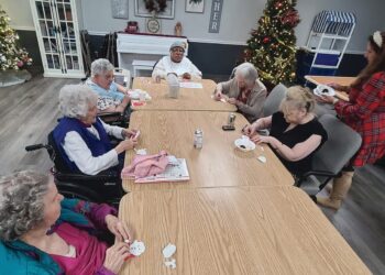Emanuel Medical Center Nursing Home residents make Christmas ornaments