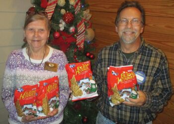 President Cerpovicz speaks to Kiwanis