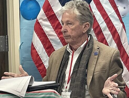 Tapley speaks to the Veterans
