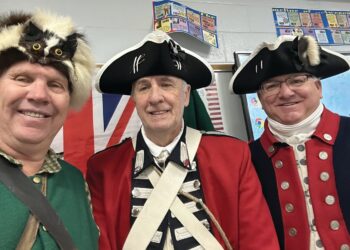Wiregrass Chapter members present Revolutionary War Program
