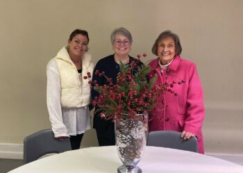 Seedling Garden Club holds meeting