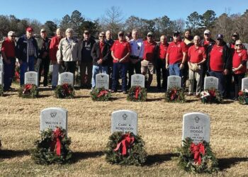 Veterans at the Library travel to Georgia Veterans Cemetery