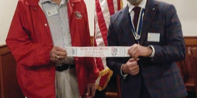 Floyd installs Officers at Mill Creek