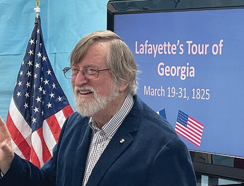 Derden speaks to the Veterans