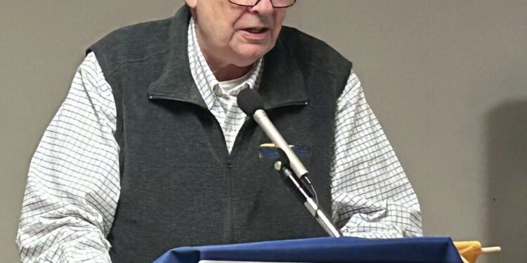 Lisenby speaks to Wiregrass Chapter