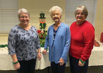 Seedling Garden Club holds March meeting