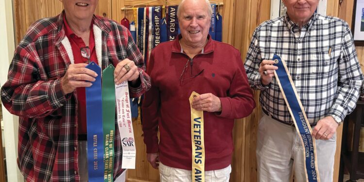 Smith III presents Flag Streamers