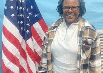 Williams speaks to the Veterans