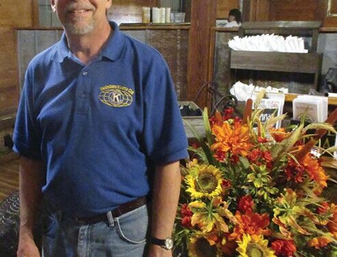 Cerpovicz speaks to Kiwanis