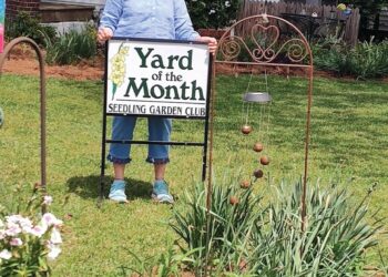 Stevens receives April Yard of the Month