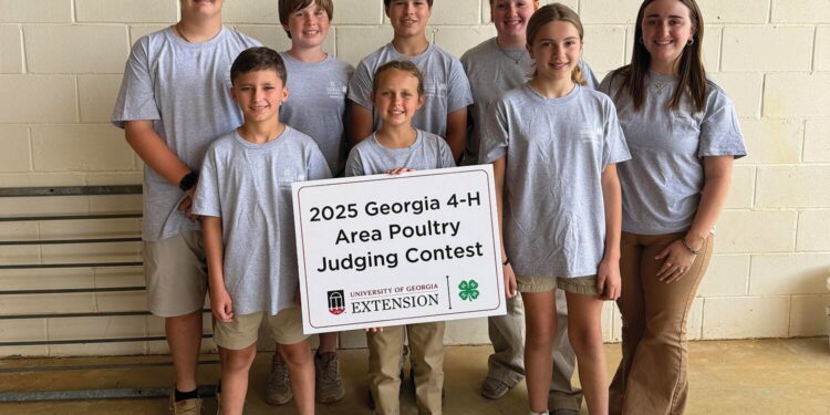 4-H Poultry Judging Team competes at area contest