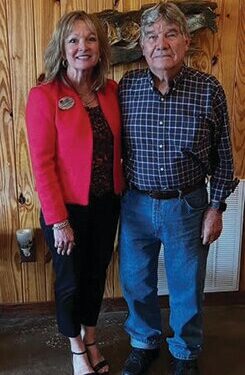 Dr. Warnock speaks to Twin City Lions Club