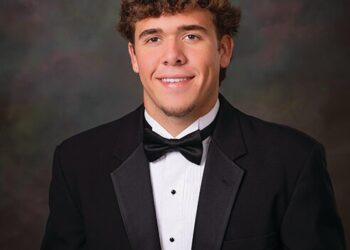 Lee awarded Davis-Hilburn Scholarship