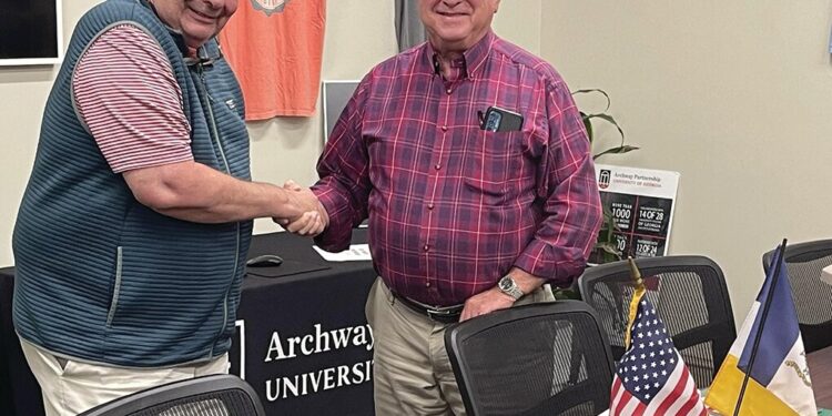 Lisenby speaks to Fall Line