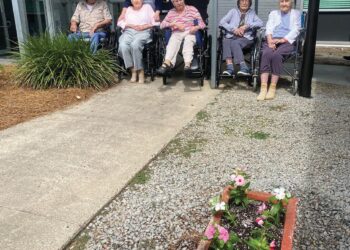 Seedling Garden Club plants flowers at Emanuel Medical Nursing Home