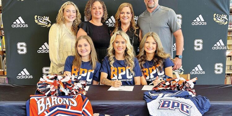 Three Swainsboro Cheerleaders sign with Brewton-Parker College