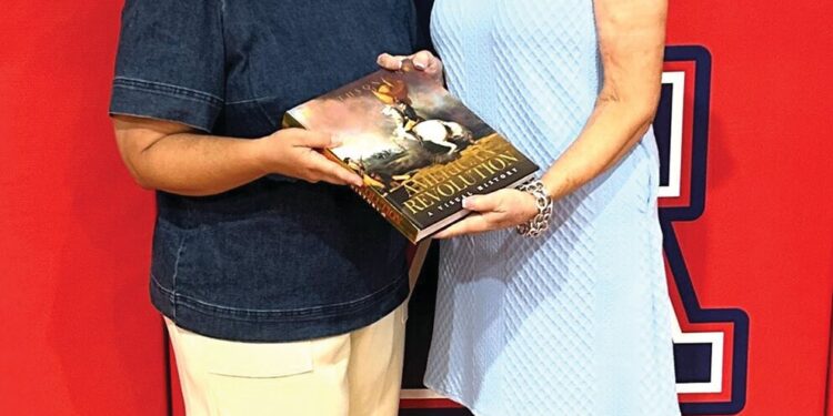 DAR donates book to DEA