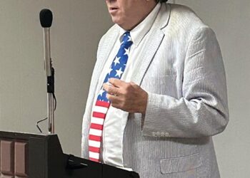 Daughtry speaks to Wiregrass Chapter