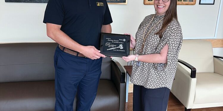 Swainsboro Rotary holds monthly meeting