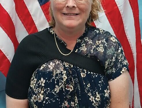 Veteran Reynolds speaks to the Veterans