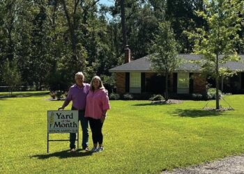 Seedling Garden Club announces August Yard of the Month