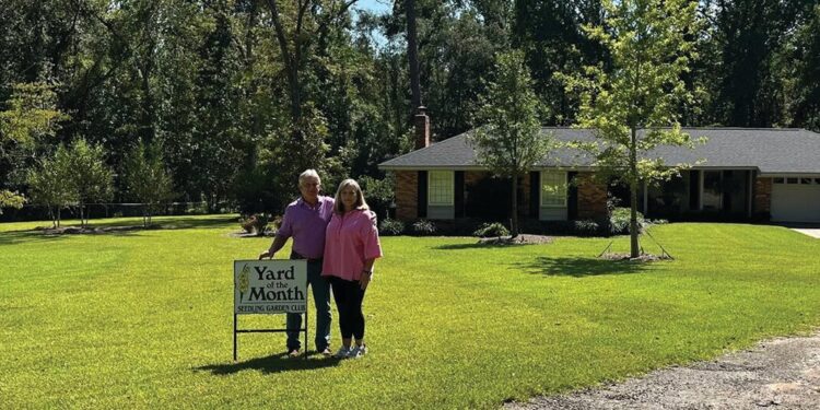 Seedling Garden Club announces August Yard of the Month