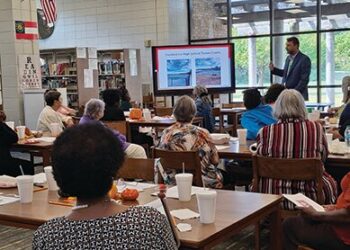 Assistant Superintendent Ware speaks to Emanuel Retired Educators