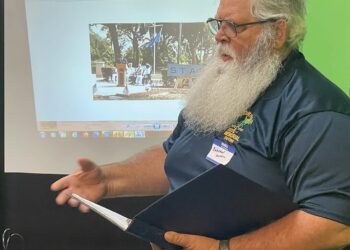 Martin speaks to Four Rivers Patriots