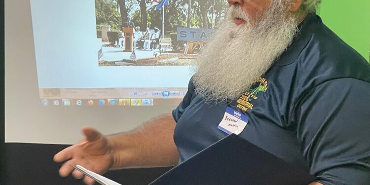 Martin speaks to Four Rivers Patriots