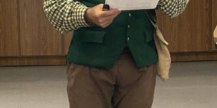 Herron presents program to DAR