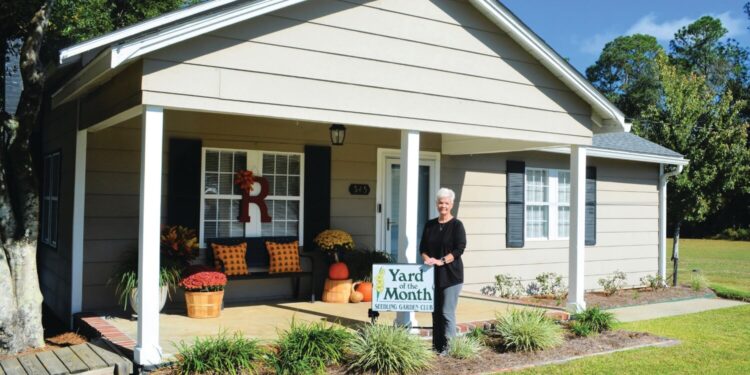 Riner home named ‘October Yard of the Month’