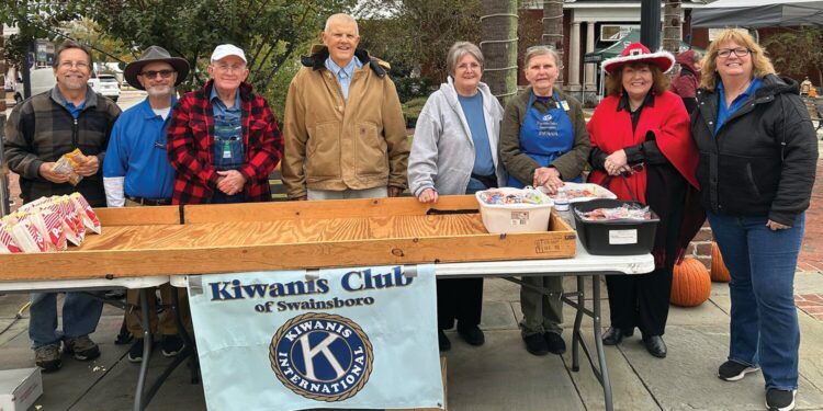 Kiwanis participate in Fall Festival