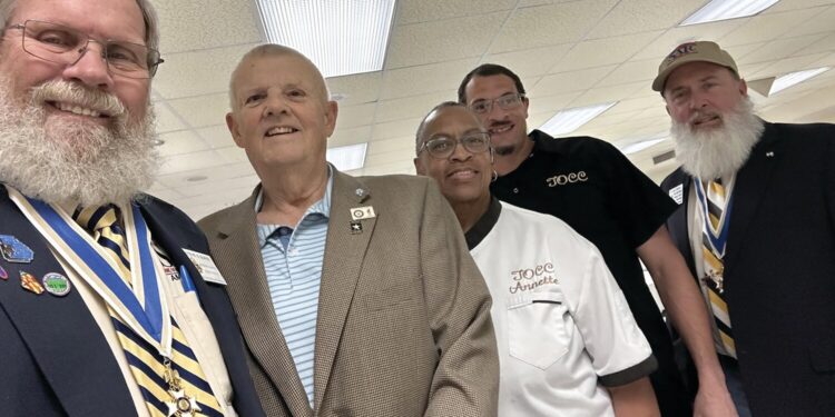 SAR/DAR holds joint Christmas banquet