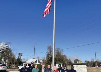 The Four Rivers Patriots Chapter Georgia Society Sons of the American Revolution presents their 3rd U.S. Flag Certificate to the Vidalia Fire Station #2