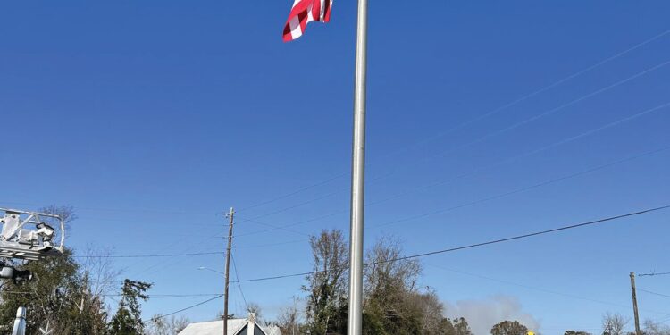 The Four Rivers Patriots Chapter Georgia Society Sons of the American Revolution presents their 3rd U.S. Flag Certificate to the Vidalia Fire Station #2