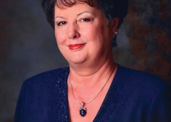 Gayle Gregory Rainwater, 82