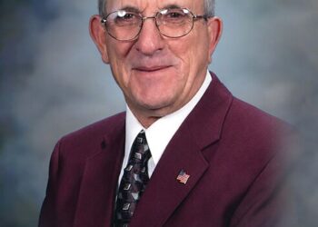 Donald Edward Holtz, 92
