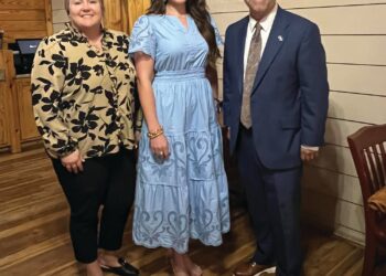 Dr. Marrero speaks to Swainsboro Rotary Club